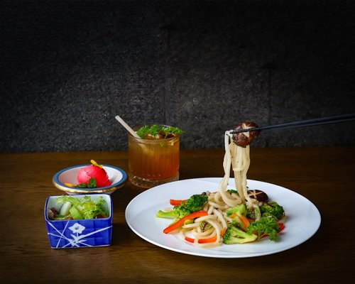 Fresh healthy salad with vegetables